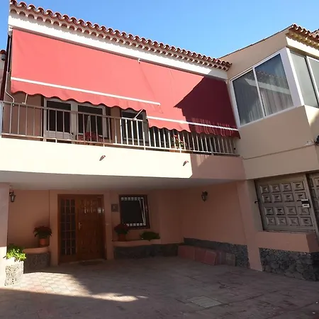 Casa Caracas * פלאייה דה לאס אמריקס