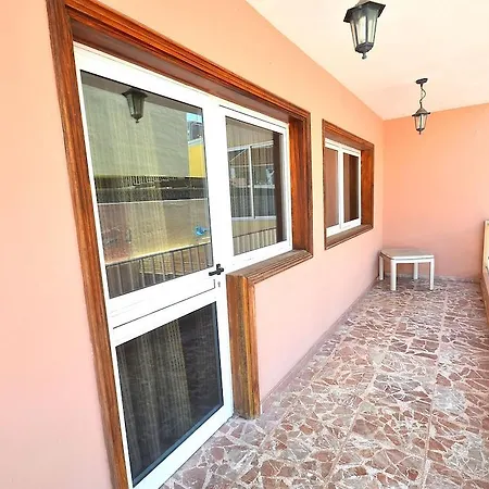 Casa Caracas * פלאייה דה לאס אמריקס